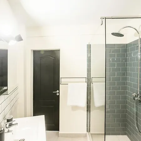 Park By Urbanesq * 布加勒斯特