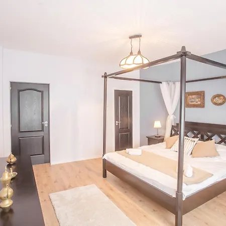 公寓 Park By Urbanesq