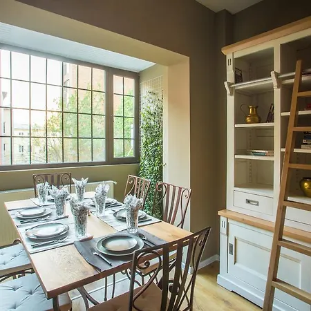 Park By Urbanesq Apartamento *