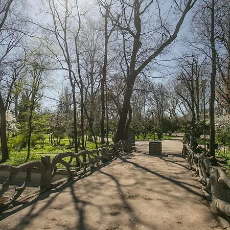Park By Urbanesq Apartman Bukarest